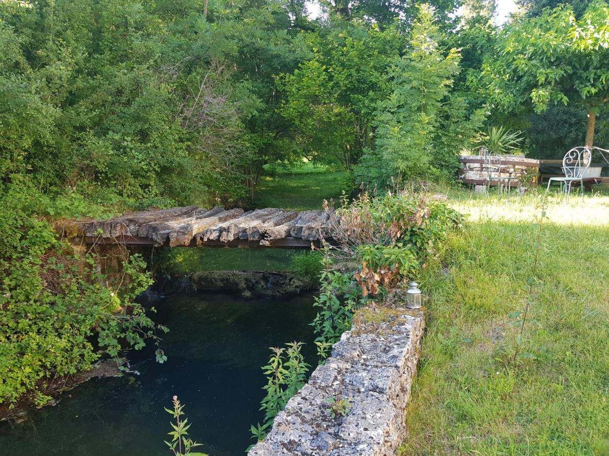 MuratLe Moulin De Jules Et Akasha住宿加早餐旅馆 外观 照片
